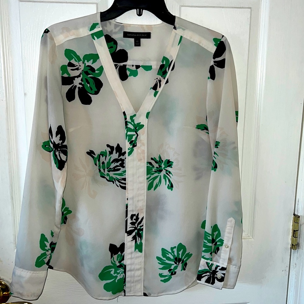 Banana Republic shirt